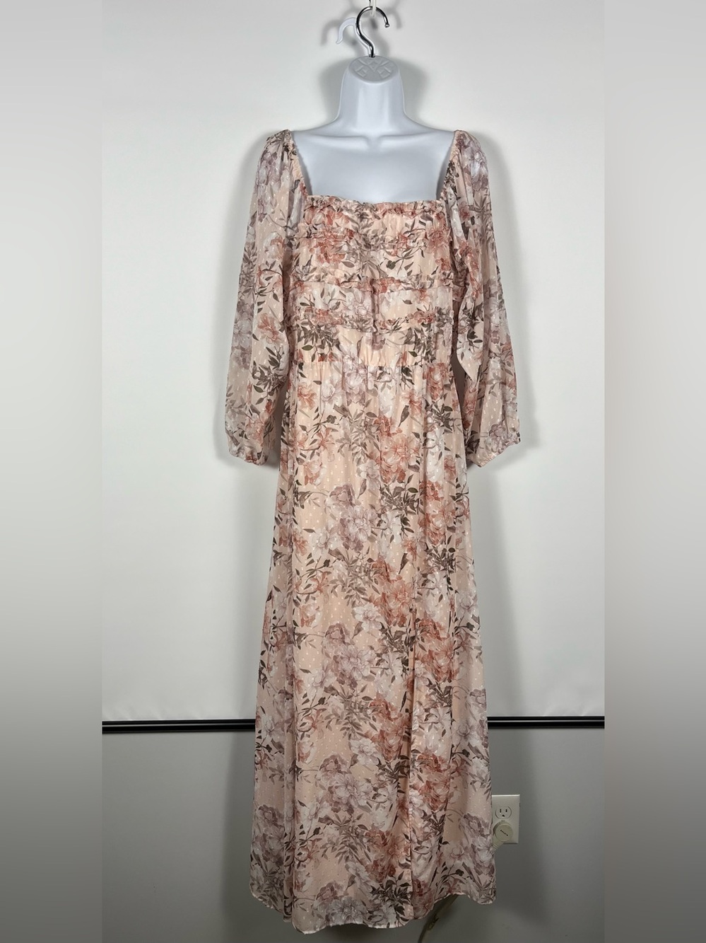 Baltic Born Florence Maxi Dress in the Blush Floral colorway Size XL